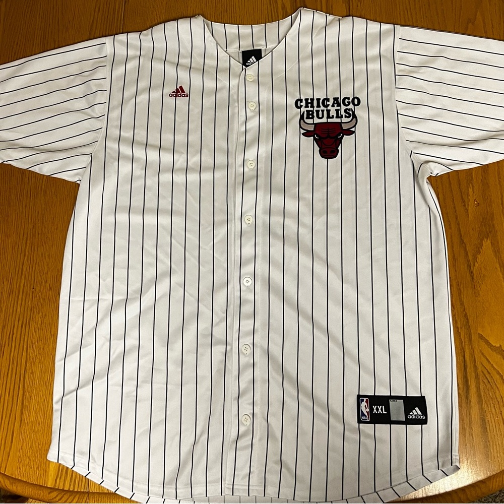 White, black and red Chicago Bulls Derrick Rose Baseball Jersey